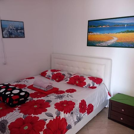 Sea View Apartments Vlore Exterior photo